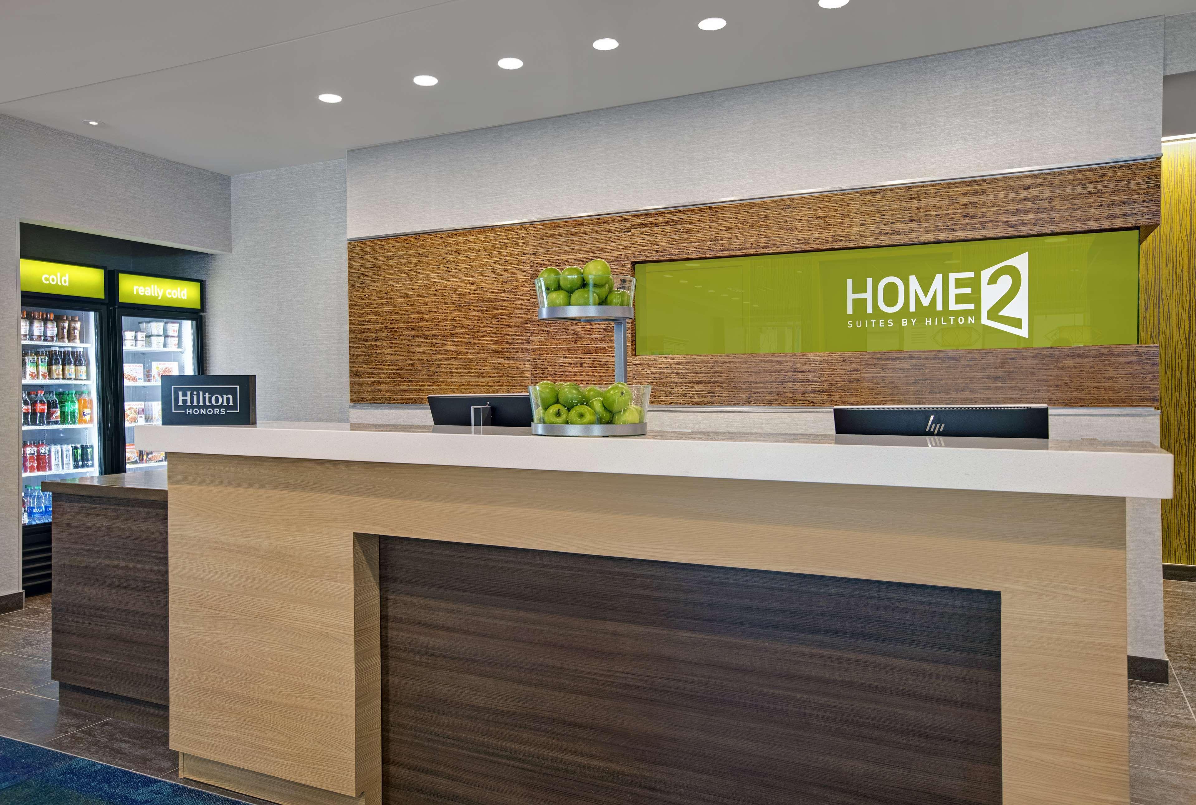Home2 Suites By Hilton Richmond Exterior photo