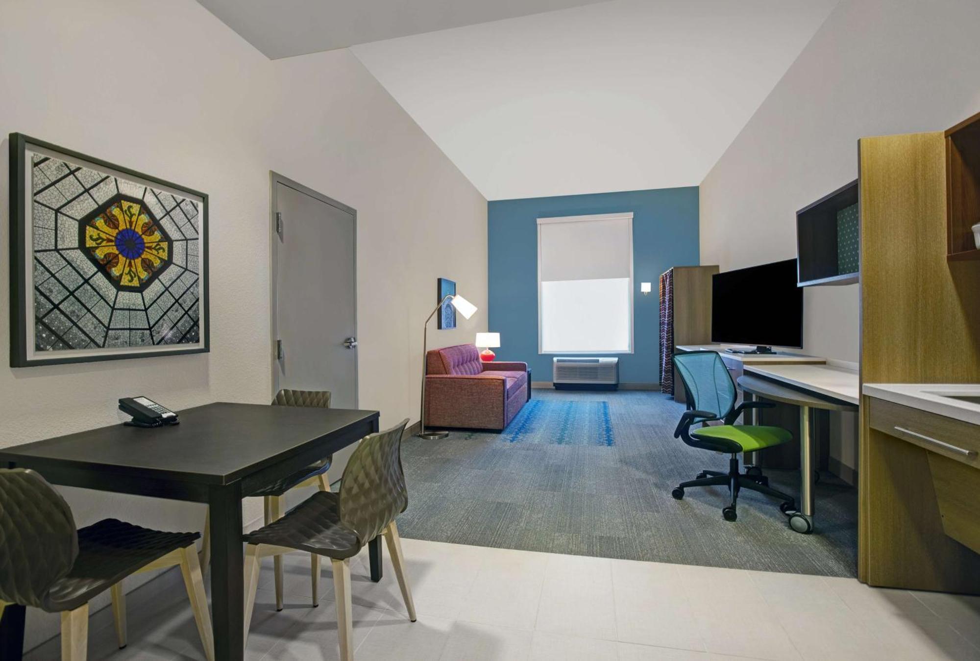 Home2 Suites By Hilton Richmond Exterior photo